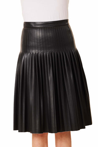 Dolce Cabo Faux Leather Pleated Skirt - Black