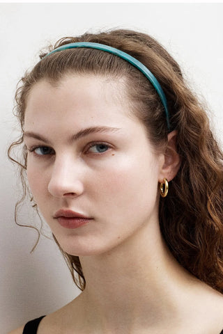 Ultralight Thin Headband In CrèMe - CrèMe