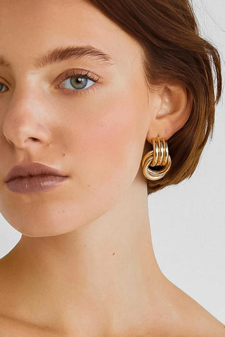 Wanda 18k Gold Non-Tarnish Classic Hoop Earring - Yellow Gold Earrings Flanerie Monkee's of The Woodlands